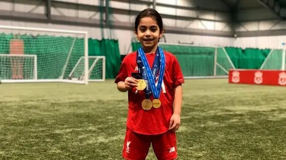 مصاحبه غرورانگیز کودک نابغه ایرانی با شبکه اسکای /  همه شوک شدند + فیلم