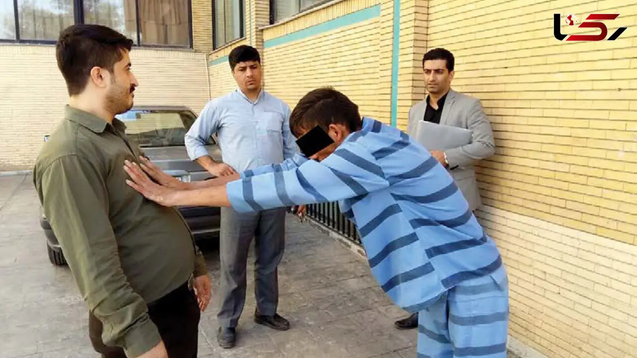 جوان افغان پدر معلولش را در مشهد به قتل رساند + عکس بازسازی صحنه قتل