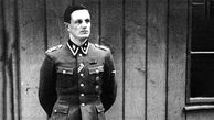 واقعیت‌های عجیب و جالب درباره بادیگارد‌ها که باورتان نمی‌شود / از محافظ هیتلر تا برادر آل کاپون + تصاویر