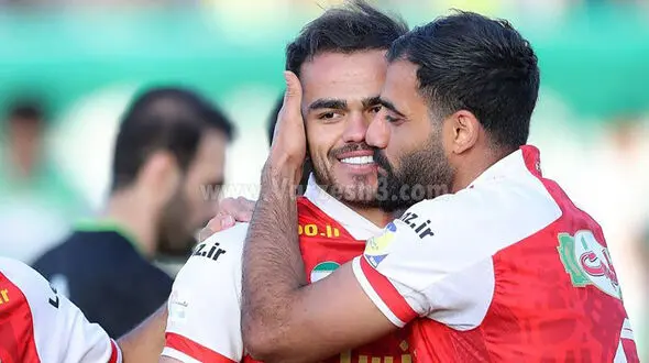 پاداش 100 میلیونی مالک پرسپولیس؛ برابر سپاهان برنده شوید
