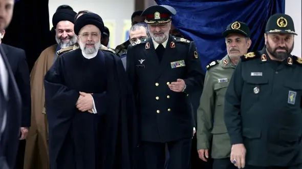 مردم با وجود همه تحریم‌ها و تهدیدها نیاز دارند تا با آرامش زندگی کنند