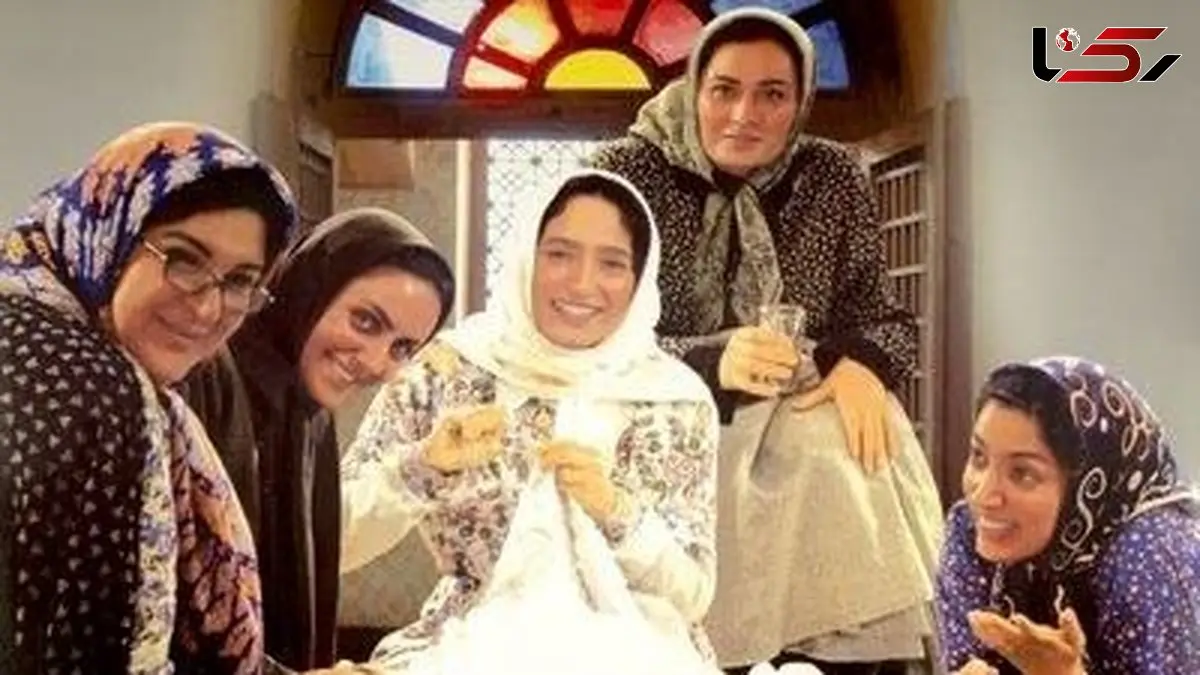 فیلم/ سکانس بامزه از فیلم به یاد ماندنی «یه حبه قند» / وقتی خواهرای عروس درباره آموزش های قبل از ازدواج میگن و میخندن