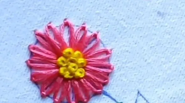 گلدوزی روی پارچه + فیلم