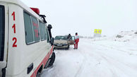 امدادرسانی به متاثرین از برف و کولاک در شهرستان تکاب آذربایجان غربی