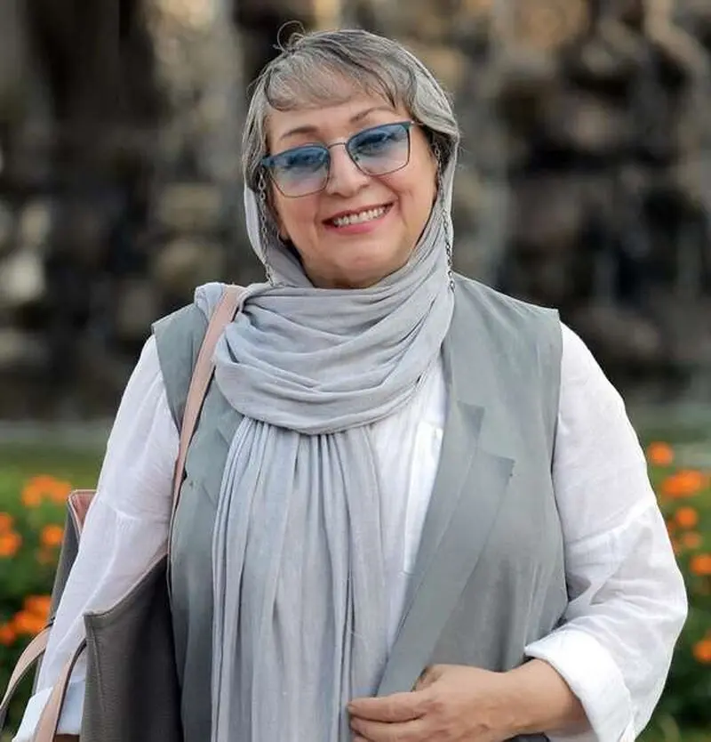 مریم سعادت 