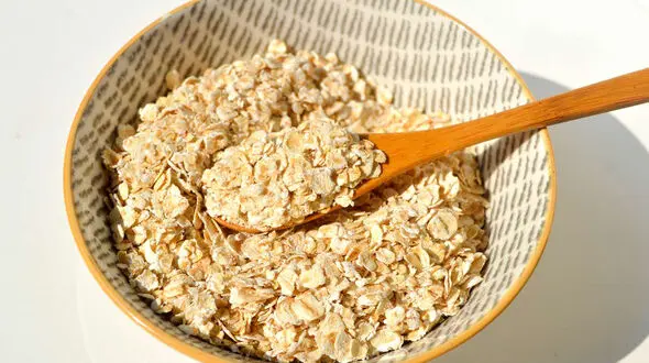 کاهش 10 درصدی کلسترول بد تنها با 2 روز مصرف جو دوسر