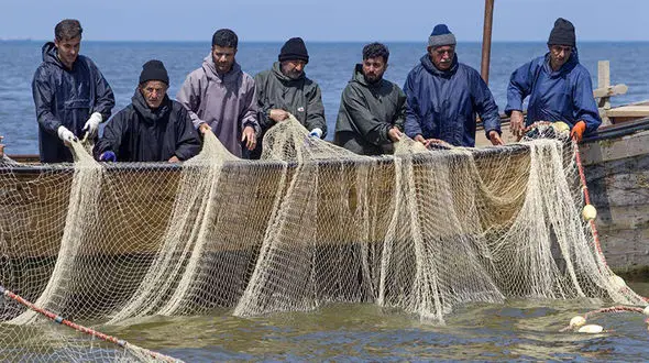 صیادان بنزین سهمیه‌ای می‌خواهند