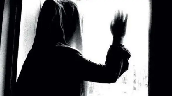 عروس سیاه بخت شیراز به کلانتری پناه برد 