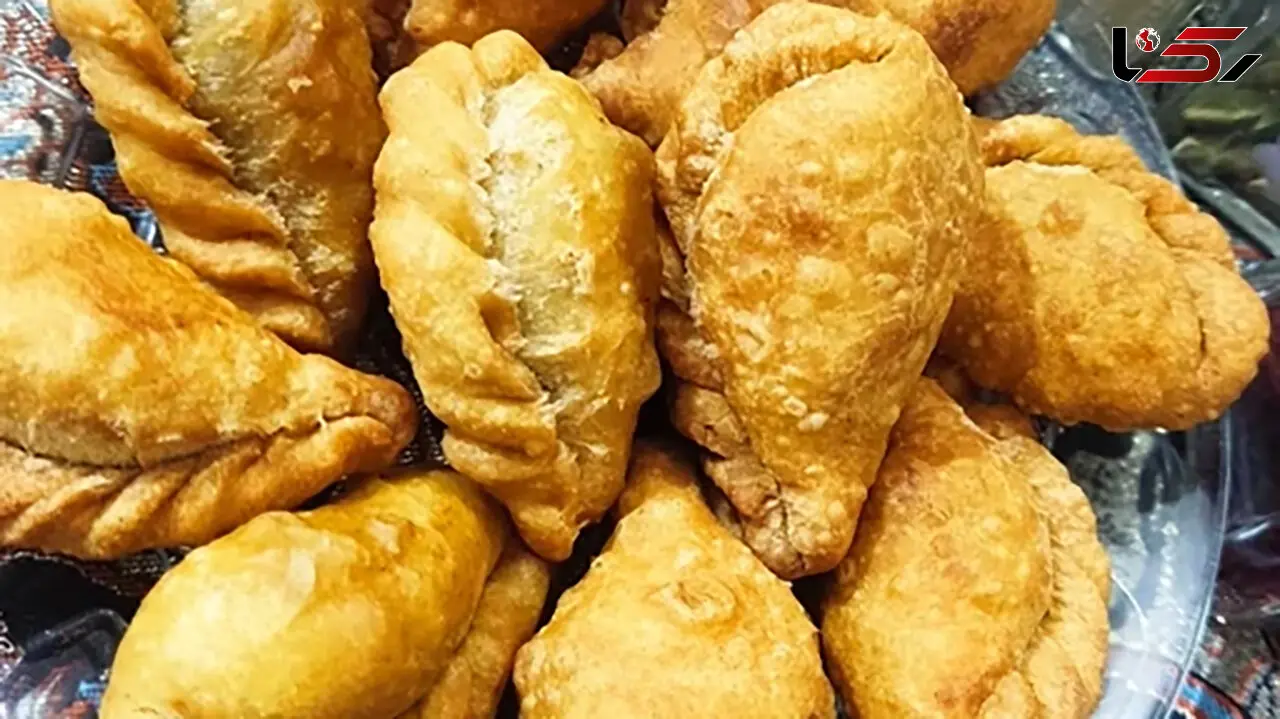 طرز تهیه قطاب خرمایی در فر؛ نرم، لطیف و بدون سرخ‌ کردن