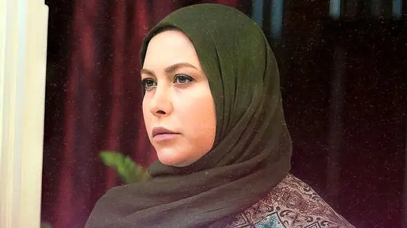 کنایه فریبا نادری به غیر حضوری شدن مدارس 