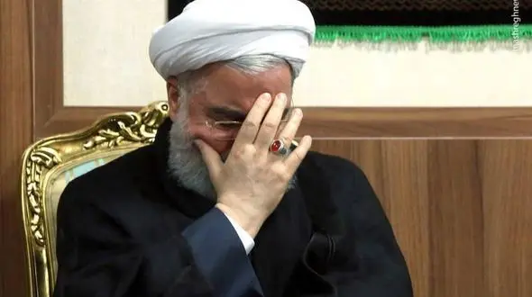 ماجرای انتقادات خانم دانشجو و اخم شدید رئیس جمهور
