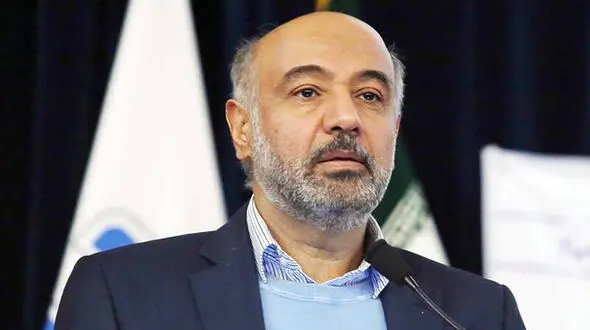 وزیر کار: ۶ هزار و ۳۰۰ حادثه کار در سال گذشته / ۶۹۳ نفر جان باختند + فیلم