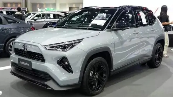 تویوتا یاریس کراس نایت‌ شید؛ کراس‌ اوور هیبریدی جدید برای شیک‌ پسندان