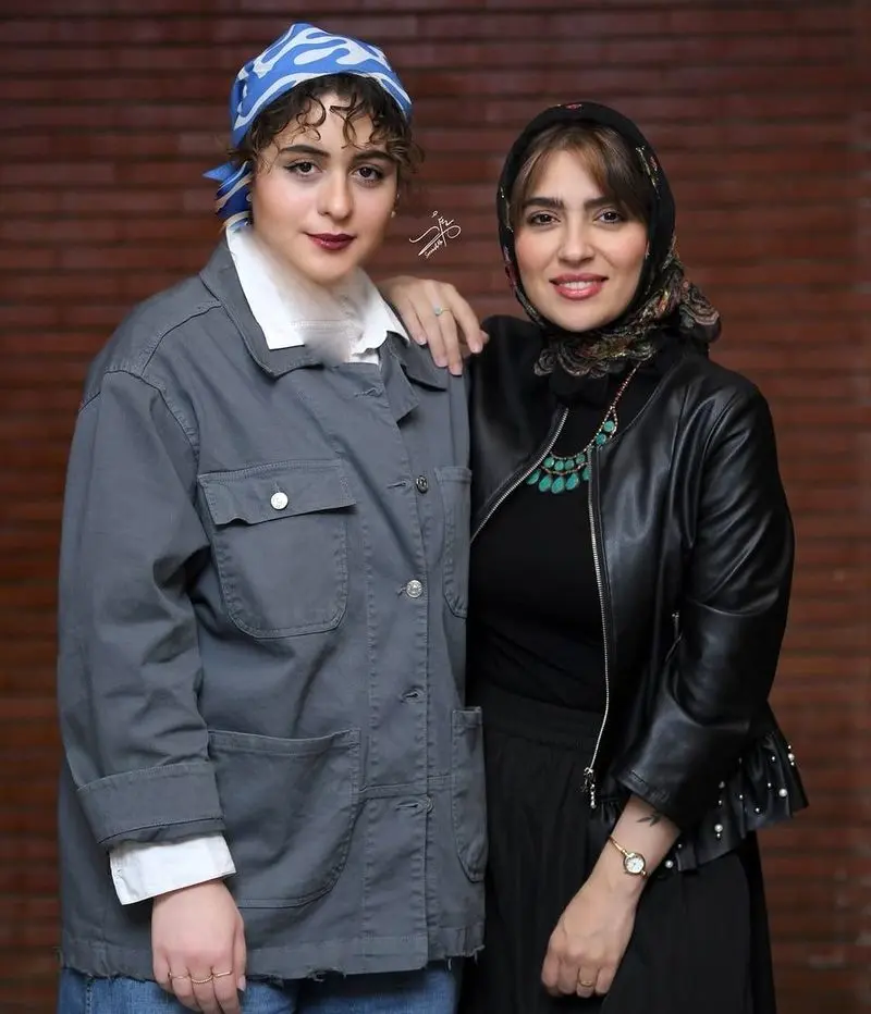 فاطیما بهارمست و مونا کرمی