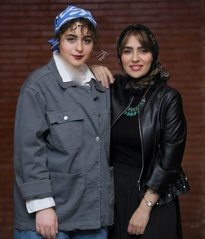 فاطیما بهارمست و مونا کرمی