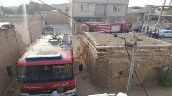 کودک بازیگوش خانه را به آتش کشید / در شهرکرد رخ داد