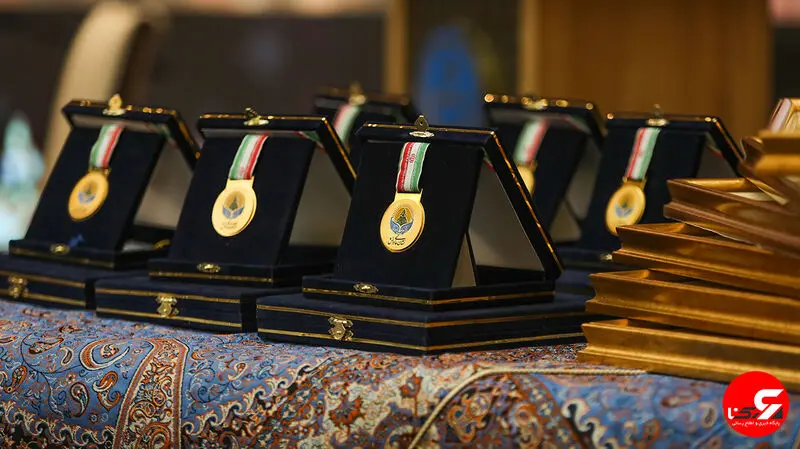 نشان عالی دانش