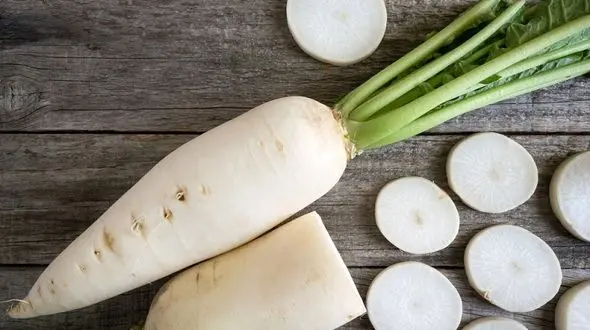 چرا زنان باید ترب سفید بخورند؟