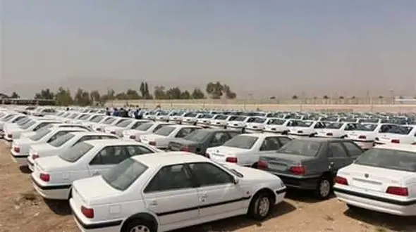 31 هزار خودرو آماده تحویل به مشتریان / 20 هزار خودروی تولیدی معطل پلاک و شماره‌ گذاری است