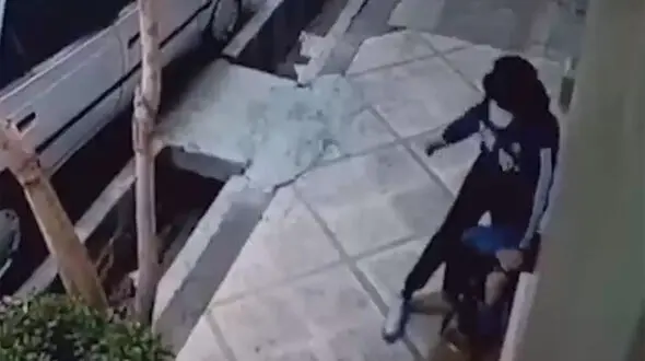 فیلم هولناک از لحظه چاقو چاقو شدن یک جوان در تهرانپارس