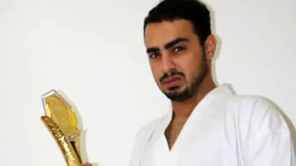 قهرمان کاراته ایران در آتش سوخت + عکس