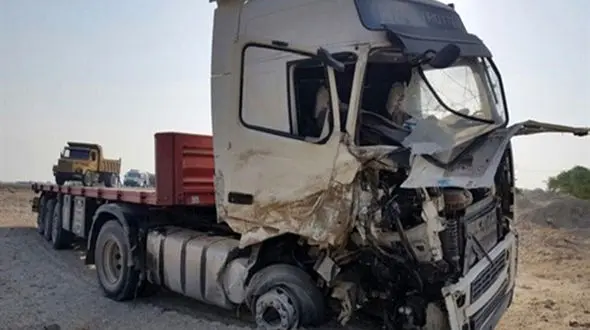 تصادف هولناک در جاده قزوین/ برخورد تریلر با کوه