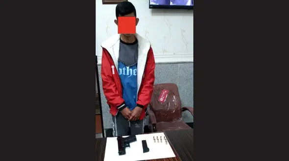 عامل تیراندازی های وحشت آور آبادان یک پسر 17 ساله بود / در شهر جولان می داد