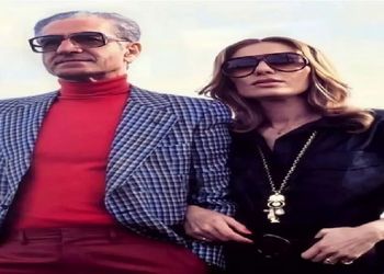 سفر به ایام قدیم؛ موتور و ترک سواری فرح در کنار محمدرضا پهلوی در خیابان تهران