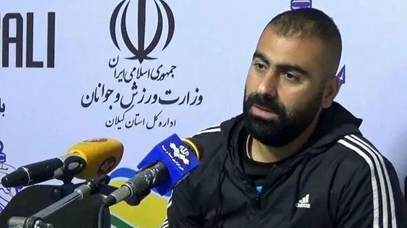 مرد محبوب انزلی‌چی‌ها روی لبه تیغ/ یا بِبَر یا برو!