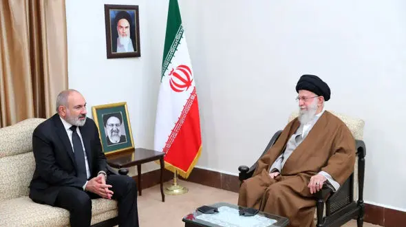 سیاست گسترش روابط با ارمنستان تحت هدایت آقای مخبر ادامه پیدا می‌کند