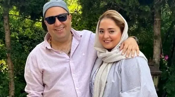 چیدمان خانه نرگس محمدی همسر علی اوجی با دیزاین ساده ولی شیک / رنگ مبل و کوسن چه قشنگه