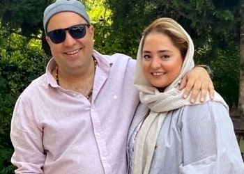 چیدمان خانه نرگس محمدی همسر علی اوجی با دیزاین ساده ولی شیک / رنگ مبل و کوسن چه قشنگه