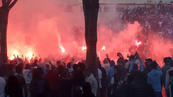 آشوب و درگیری هواداران تیم فوتبال مارسی فرانسه + فیلم