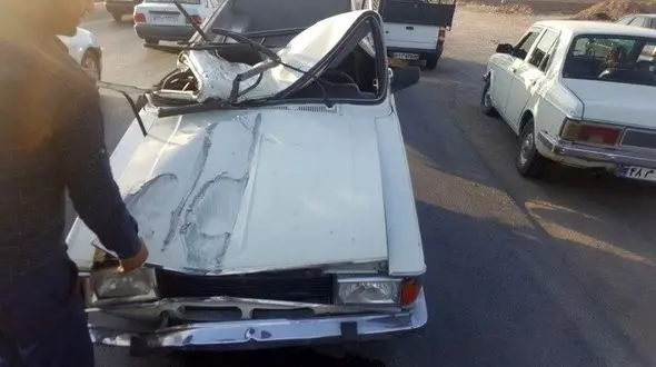  مرگ ۲ نوجوان با پرت شدن از قسمت بار وانت مچاله + تصاویر 