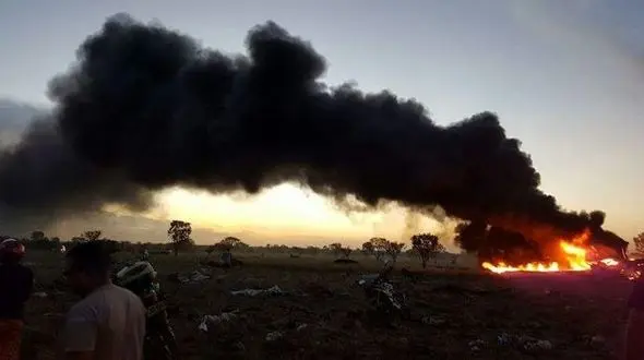 سقوط هواپیمای مسافربری ثانیه ای پس از تکاف+فیلم و عکس