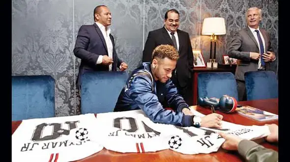 نیمار سفیر بانک ملی شد 