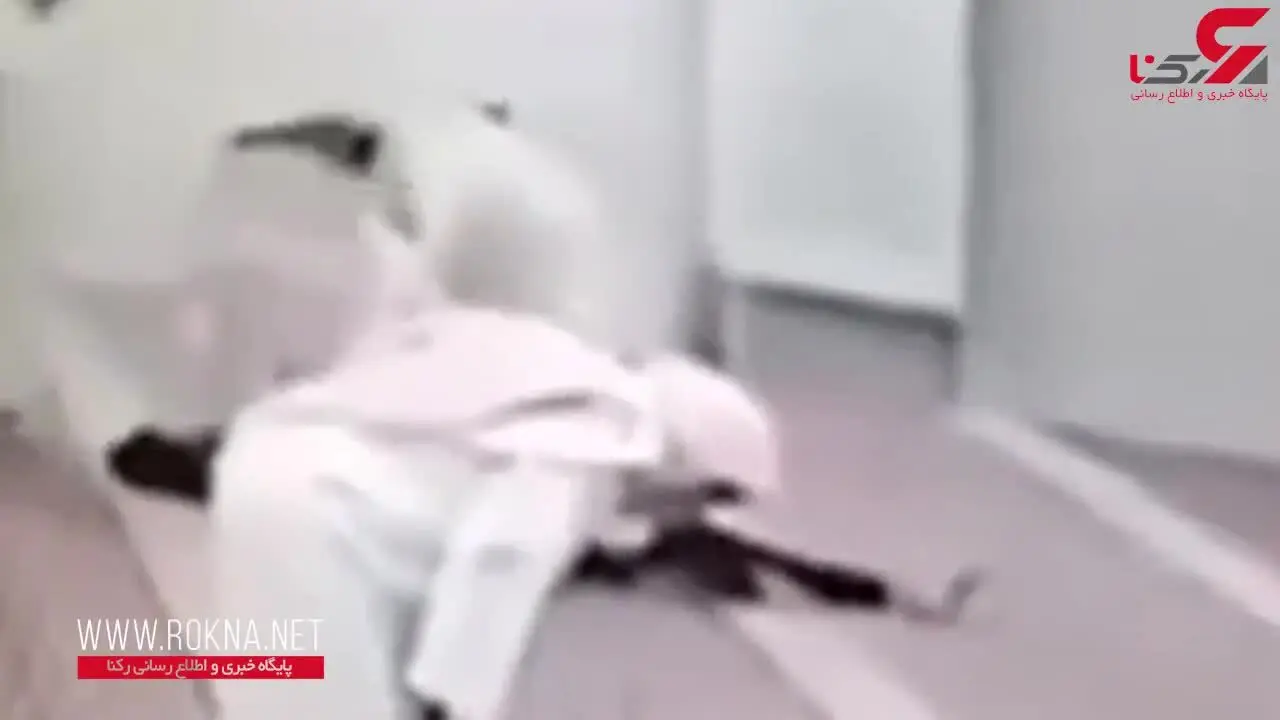 لحظه مرگ مرد جوان هنگام  نماز در مسجد + فیلم