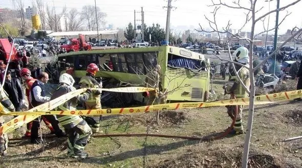 علت تصادف مرگبار اتوبوس حامل دانشجویان واحد علوم تحقیقات در سیمون بولیوار+ فیلم و عکس