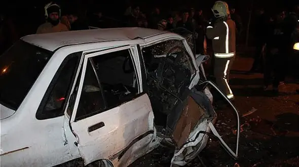 کورس شبانه 5 نوجوان سمنانی حادثه آفرید / پراید له شد