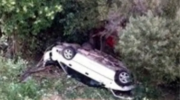 
حادثه مرگبار در جاده چالوس / سقوط ماشین در جاده چالوس جان سرنشینان را گرفت