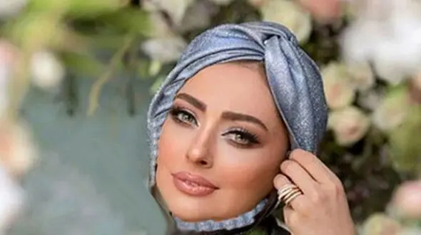 زندگی سوپرلاکچری نفیسه روشن در خارج از کشور/ از ماشین آنچنانی تا قاب گوشی از جنس طلا+ فیلم