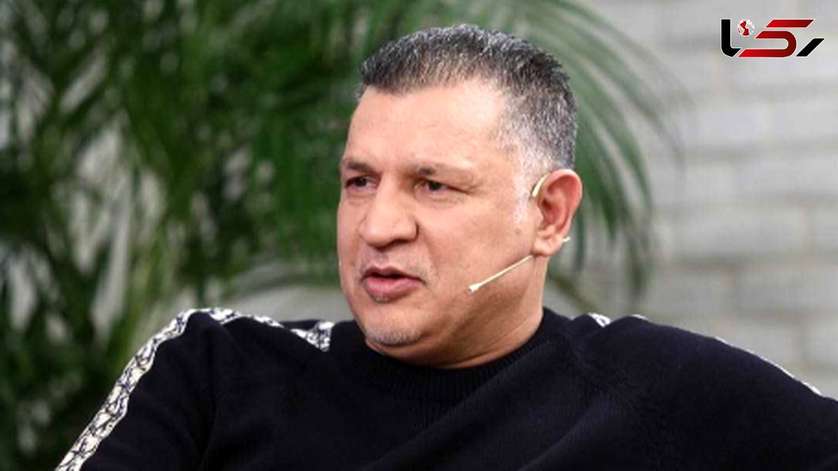 ملاقات خصوصی علی دایی، جواد نکونام و برانکو با سیدحسن خمینی در جماران/ شهریار فوتبال سمت چپ اتاق روی زمین نشسته است+عکس