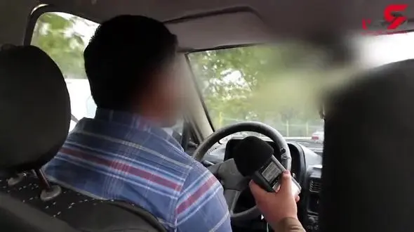 دغدغه های تلخ راننده آژانس اینترنتی بعد از گرانی بنزین + فیلم گفتگو