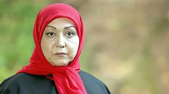 فیلم دکوراسیون عهد بوقی خانه اصیل  مریم سعادت به سبک سریال شهرزاد /  از عتیقه جات قیمتی، شومینه دیواری، آینه نقره اندود تا رومیزی بلوچ دوزی و  دیوارهای چوبی