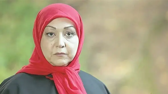 فیلم دکوراسیون عهد بوقی خانه اصیل  مریم سعادت به سبک سریال شهرزاد /  از عتیقه جات قیمتی، شومینه دیواری، آینه نقره اندود تا رومیزی بلوچ دوزی و  دیوارهای چوبی