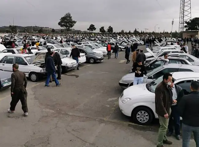از توقف انتشار قیمت تا تهدید گران‌ فروشان؛ اما خودرو هنوز ارزان نشده است!