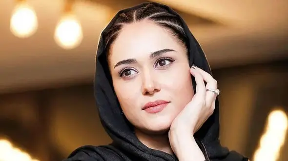 عکس هوش پران کودکی خانم بازیگران / زیبایی مصنوعی شان لو رفت ! 