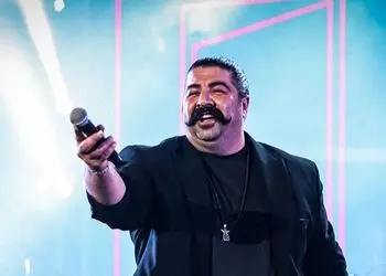 فیلم / آواز باشکوه بهنام بانی با موزیک ویدیوی  عاشقانه «فقط برو»  / برس به زندگیت به فکر من نباش ازم که پرسیدن بگو دوسم نداشت + متن کامل