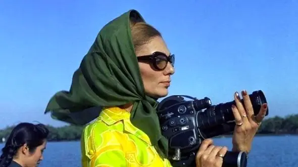 سفر به ایام قدیم سال 1351؛ سفر فرح پهلوی به پکن برای دیدن دیوار چین