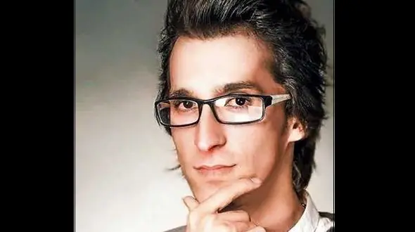 دانلود آهنگ باشکوه هایده و مرتضی پاشایی / دنیا زیباست